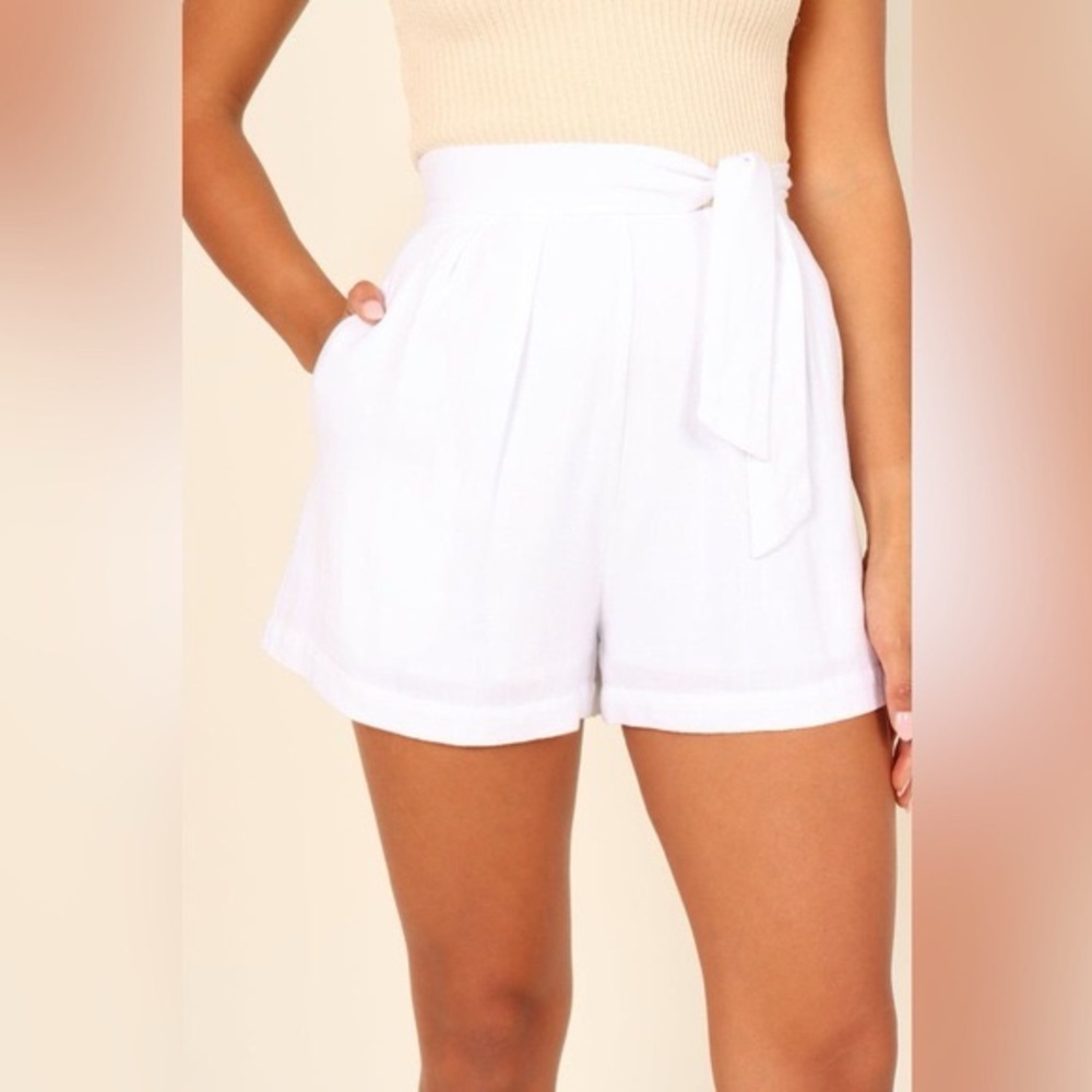 Petal & Pup White Linen Shorts Size 6